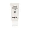 Chanel UV Essentiel Complete Protection SPF50 Opalovací přípravek na obličej 30 ml
