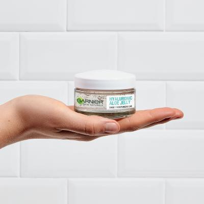 Garnier Skin Naturals Hyaluronic Aloe Jelly Daily Moisturizing Care Denní pleťový krém pro ženy 50 ml