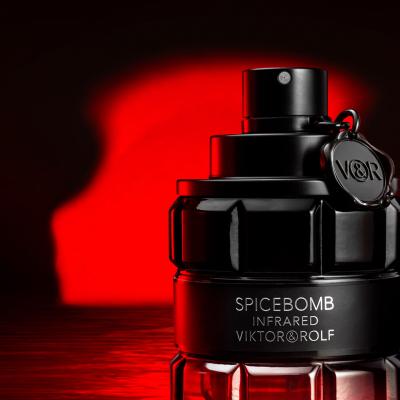 Viktor &amp; Rolf Spicebomb Infrared Toaletní voda pro muže 50 ml