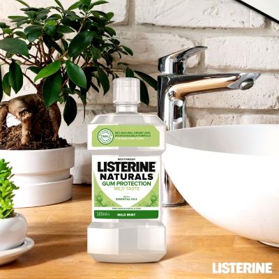 Listerine Naturals Gum Protection Mild Taste Mouthwash Ústní voda 500 ml