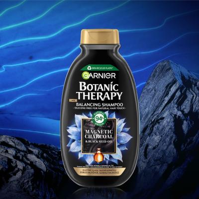 Garnier Botanic Therapy Magnetic Charcoal &amp; Black Seed Oil Šampon pro ženy 400 ml