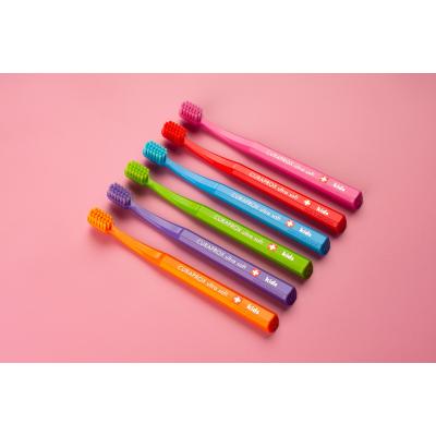 Curaprox Kids Ultra Soft Klasický zubní kartáček pro děti 1 ks