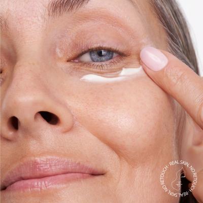 NIP+FAB Illuminate Vitamin C Fix Eye Cream 10% Oční krém pro ženy 15 ml