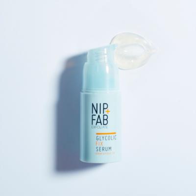 NIP+FAB Exfoliate Glycolic Fix Serum Pleťové sérum pro ženy 30 ml