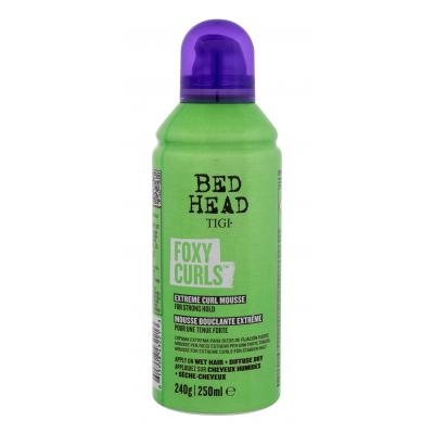 Tigi Bed Head Foxy Curls Extreme Curl Mousse Tužidlo na vlasy pro ženy 250 ml