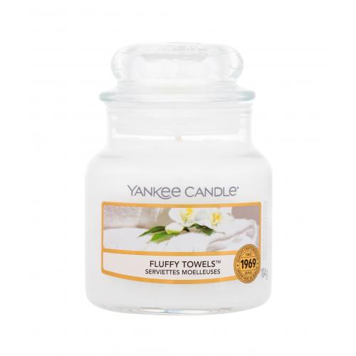 Yankee Candle Fluffy Towels vonná svíčka 104 g