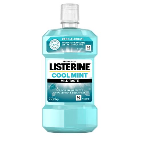 Listerine Cool Mint Mild Taste Mouthwash 250 ml ústní voda bez alkoholu pro svěží dech a ochranu před zubním plakem unisex
