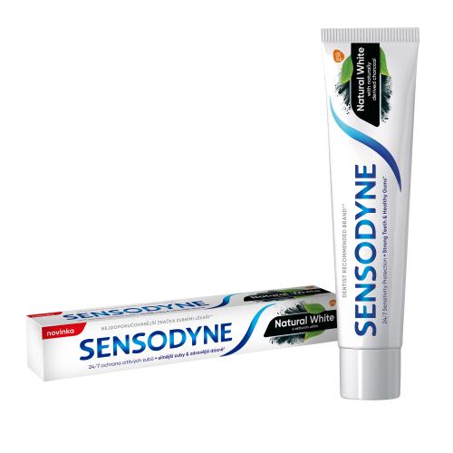 Sensodyne Natural White 75 ml šetrně bělicí zubní pasta s aktivním uhlím unisex