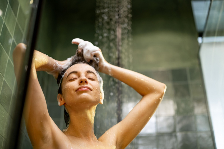 Peeling vlasové pokožky